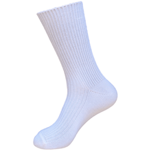 Load image into Gallery viewer, Elsa Ribbed Cotton Socks by Lindner Socks