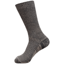 Load image into Gallery viewer, Narrawa ribbed merino wool socks by Lindner Socks