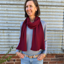 Load image into Gallery viewer, Casuarina Pure Millpost Merino Wide Ribbed Scarf
