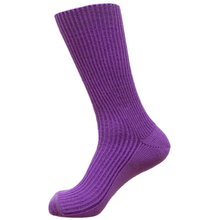 Load image into Gallery viewer, Australian made Purple Narrawa Australian merino ribbed socks
